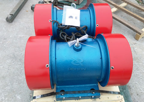 YZD振動(dòng)電機(jī)